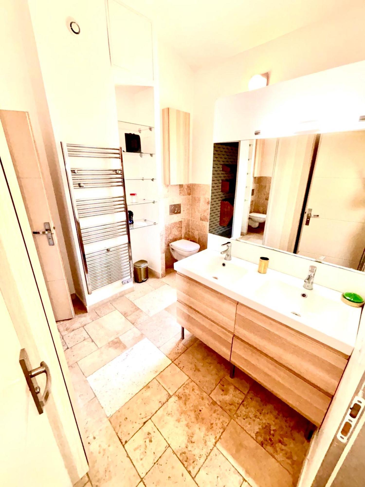 Maison Avec Piscine Et Jacuzzi Proche Des Plages Toulon Eksteriør bilde